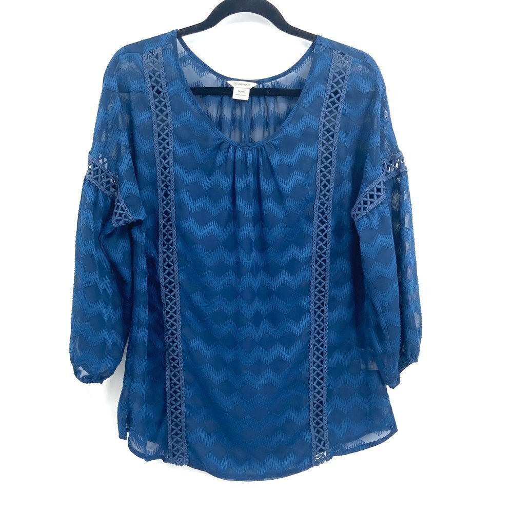 ARIAT Blue Sheer Crochet Detail Lightweight Blouse Size Medium